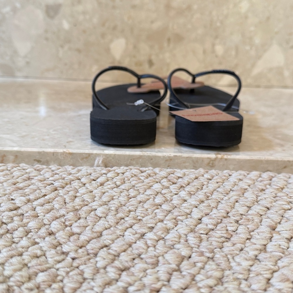 Havaianas black platform flip flops - Picture 4 of 5